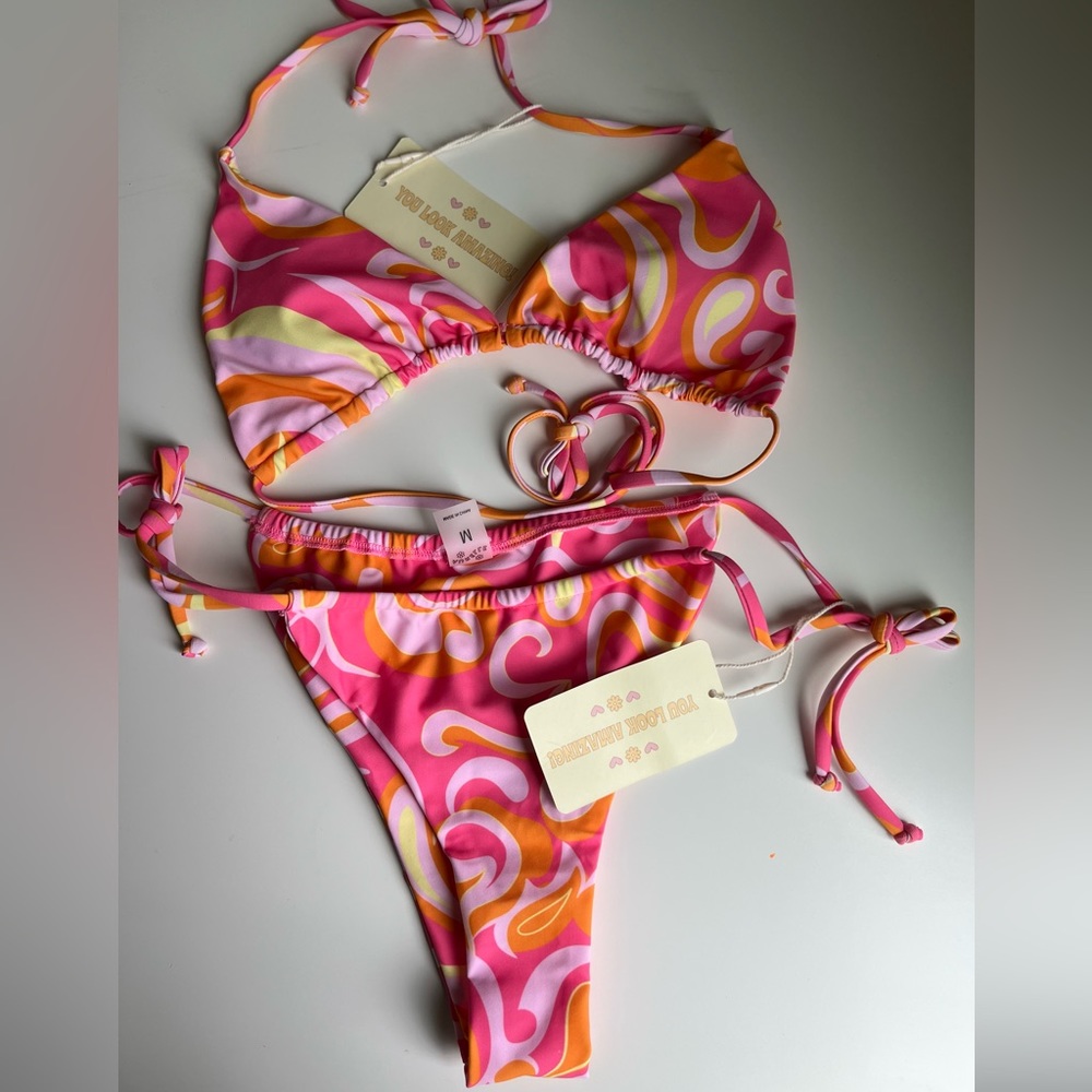 Aurelle swim NWT pink and orange swirl pattern bikini set size medium